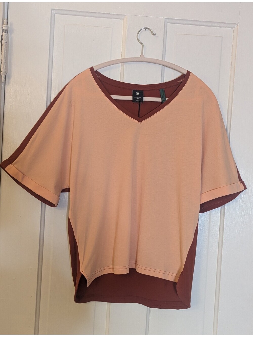 NWT G-STAR RAW RELAXED COLORBLOCK T-SHIRT | PINK AND MAUVE V-NECK | SIZE XS